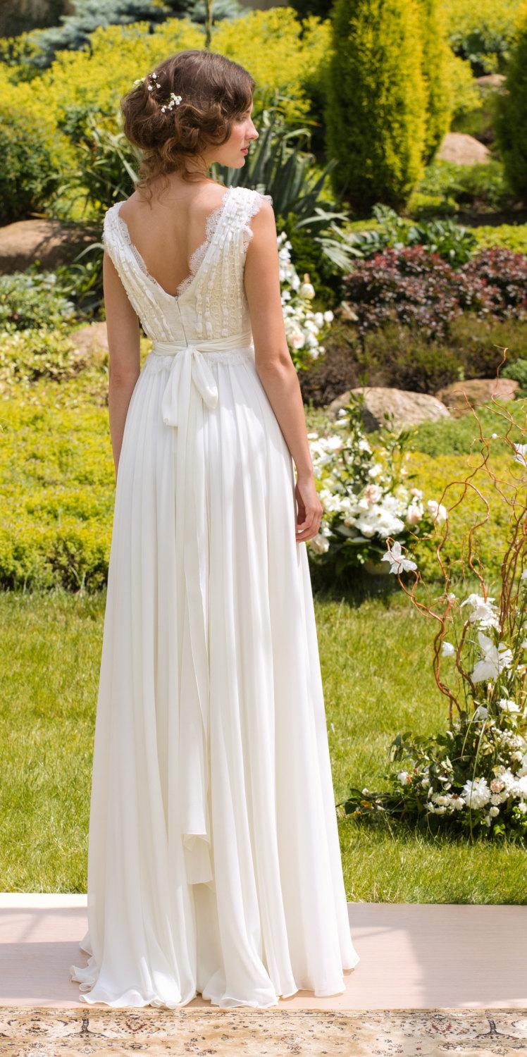 Mariage - Designer Wedding Dress Bohemian Wedding dress Made from Chiffon, French  lace