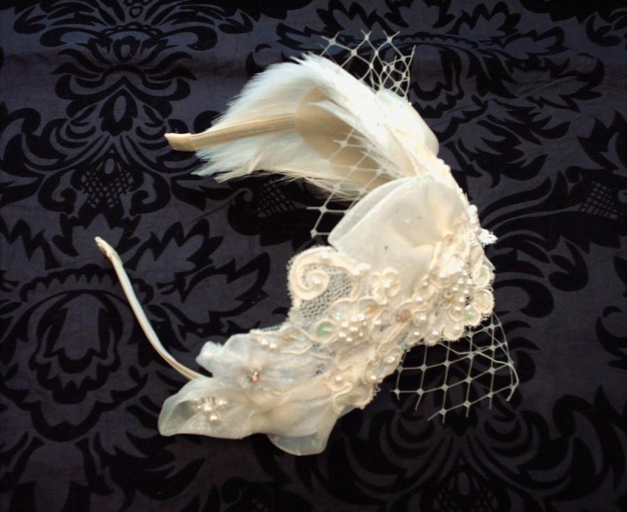 Hochzeit - Swan Lake Bridal Feather Headpiece, Wedding Hair Accessories, Feather Fascinator, Birdcage Veil, Bridal Fascinator Headband,  Bridal Hair