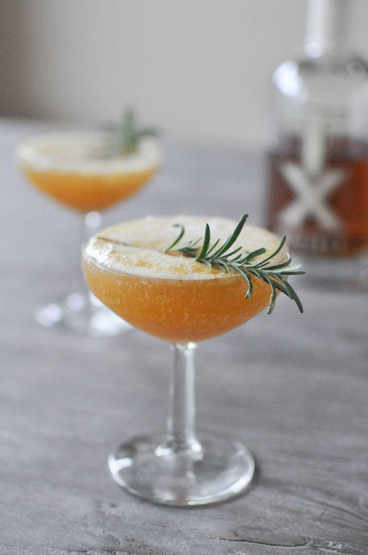 Mariage - 15 Holiday Cocktails For All Your Boozy Needs