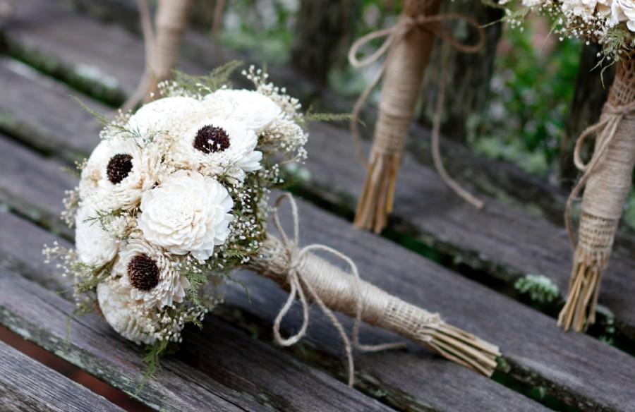 Свадьба - Natural Sola Bouquet Bridesmaids Bouquet Rustic Bouquet Woodland Wedding Baby's Breath Jute Burlap