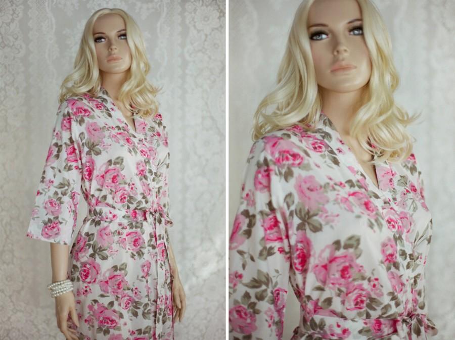 Wedding - Rose de l'amour. Set of 5 custom lined cotton robes in floral pastel watercolor botanical prints. Lined Bridesmaids robes and Bridal robes