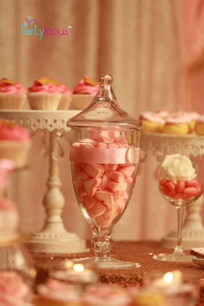 Hochzeit - Pink & Goldy Princess Party Birthday Party Ideas