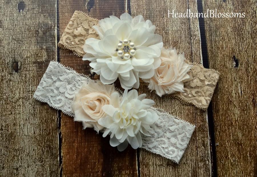 زفاف - CREAM and IVORY Bridal Garter Set - Keepsake & Toss Wedding Garter - Chiffon Flower Rhinestone Lace Garters - Vintage Lace Garter