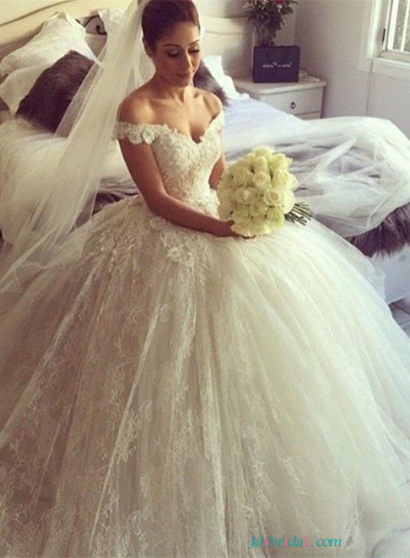 Hochzeit - Pretty off the shoulder lace wedding dresses ballgown