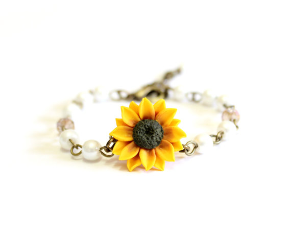 Wedding - Yellow Sunflower and Pearls Bracelet, Sunflower Bracelet, Yellow Bridesmaid Jewelry, Sunflower Jewelry, Summer Jewelry