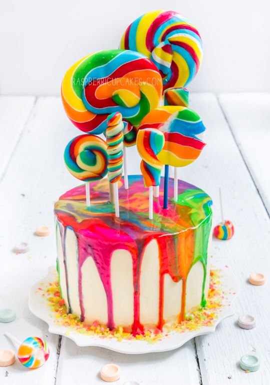 Wedding - Psychedelic Rainbow Swirl Lollipop Cake (raspberri Cupcakes)