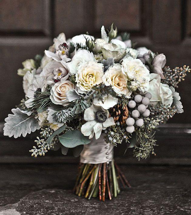Свадьба - Festive Florals: Beautiful Bouquet Recipes For Winter Weddings