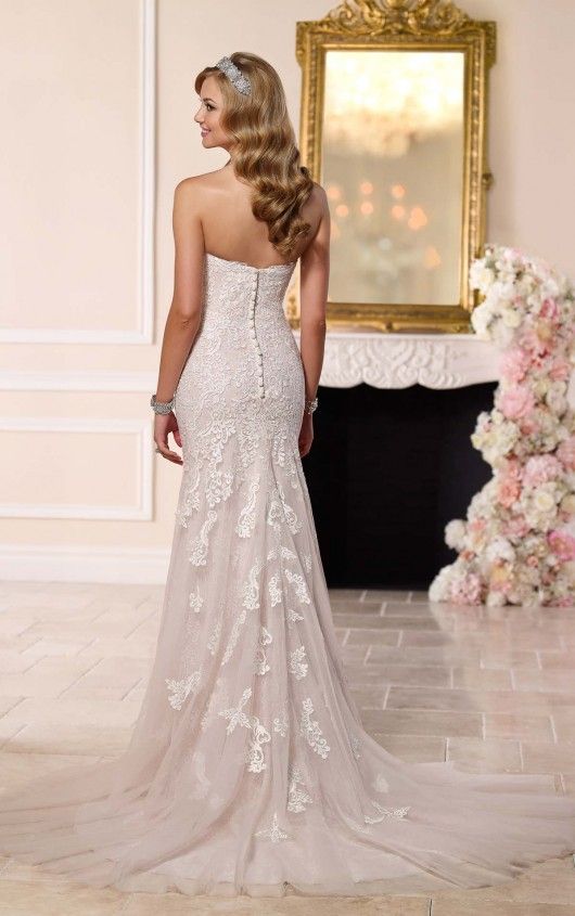 زفاف - Lace Appliques Wedding Dress