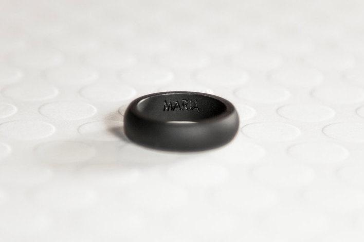 Wedding - Personalized Silicone Ring - Black Women's Silicone Wedding Band Safe Ring Gift for Wife Ring Gift For Her Gift