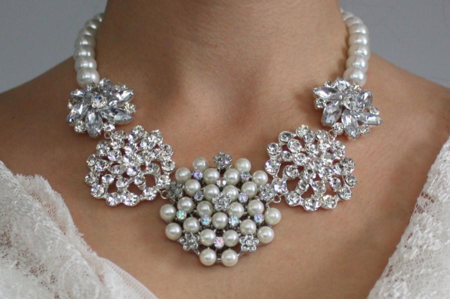 Wedding - Bridal Pearl Necklace - Statement Necklace - Pearl Brooch - White Pearl Necklace