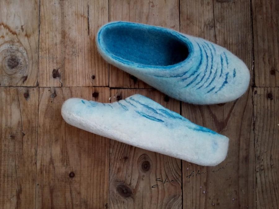 Mariage - Womens wedding shoes/Felted slippers/Handmade slippers/Design my weddings/shoes/Sky blue weddings/Bridal shoes/Handmade slippers/Blue shoes 