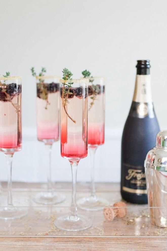 Hochzeit - 13 Champagne Cocktails Perfect For Celebration Season