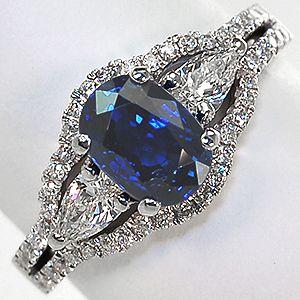 Hochzeit - Venus - Knox Jewelers - Minneapolis Minnesota - Fancy Shape - Three Stone, Blue Sapphire
