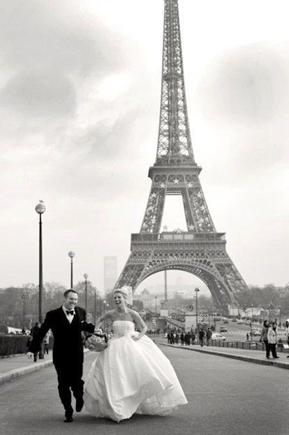 Hochzeit - Junebug's Favorite Weddings - Elopement To Paris