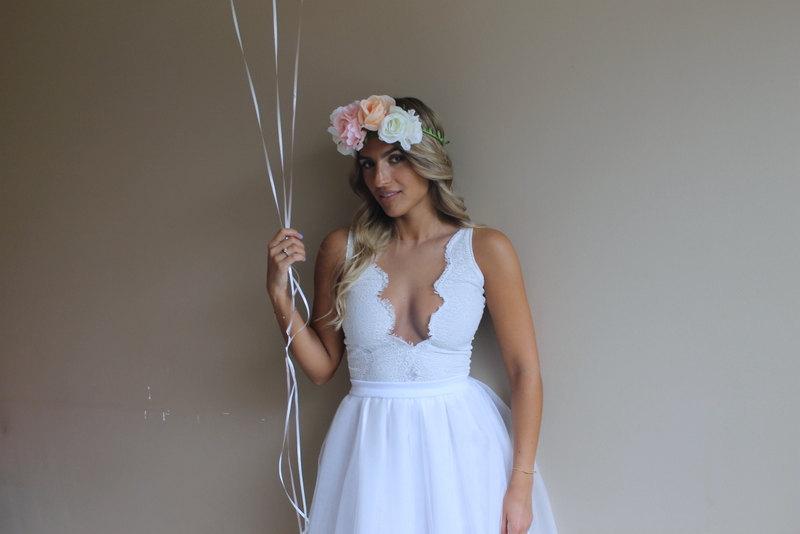 Свадьба - Bohemian wedding dress, short wedding dress, beach wedding dress, simple wedding dress, lace wedding dress, wedding dress, iris dress.