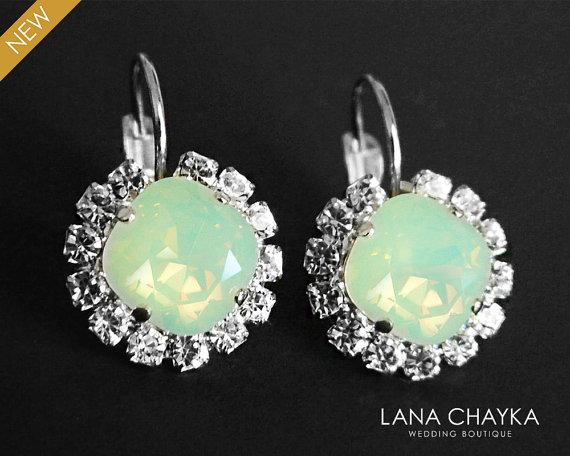 زفاف - Mint Green Opal Crystal Halo Earrings Swarovski Chrysolite Opal Rhinestone Sparkly Earrings Chrysolite Leverback Wedding Jewelry Bridesmaids