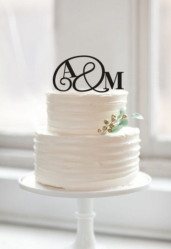 Свадьба - Monogram couple name cake toper,initial cake topper,wedding cake topper,cake topper wedding,unique cake topper,rustic bride and groom topper