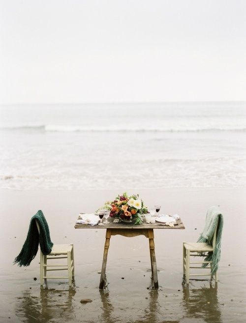 Hochzeit - Beauty At The Beach