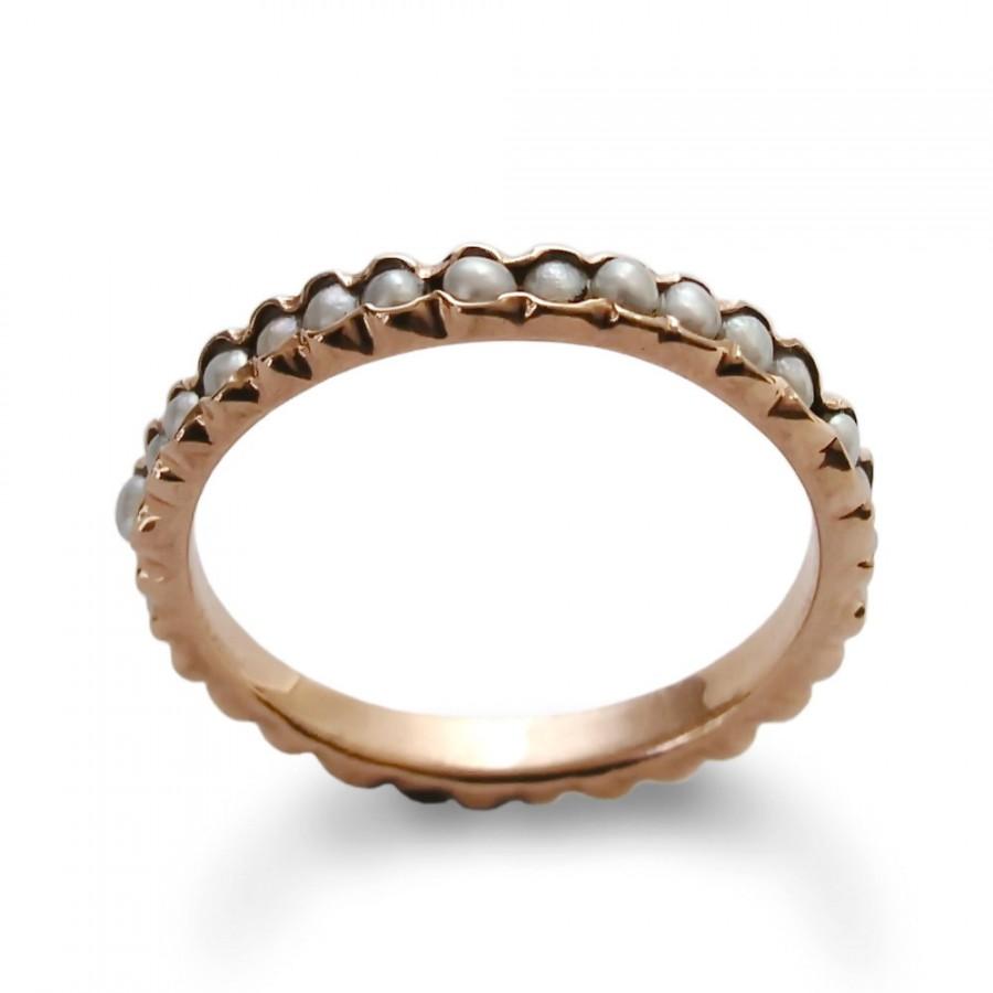 زفاف - Pearl infinity ring, gemstones gold wedding band, Stackable pearl ring, Wedding yellow gold band, Vintage ring, gold and pearls, thin band