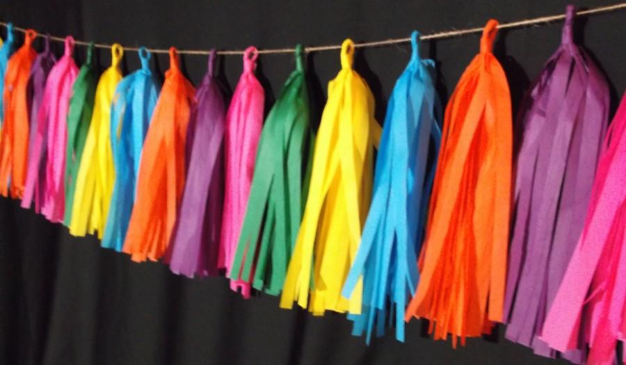 Mariage - SHIPPED NEXT DAY, 20 Tassel Cinco de Mayo Tissue Paper Garland, Fiesta Party Decorations, Mexican Party Decorations, Wedding Decorations