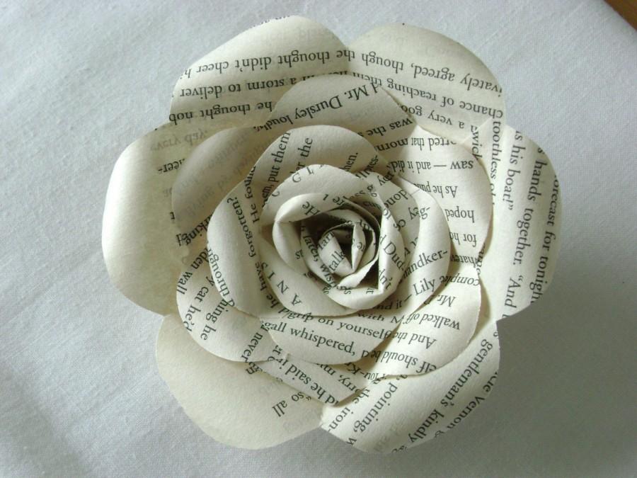 زفاف - Book page Harry Potter paper rose made from recycled upcycled  books for wedding bouquets or brooch pins boutonnieres