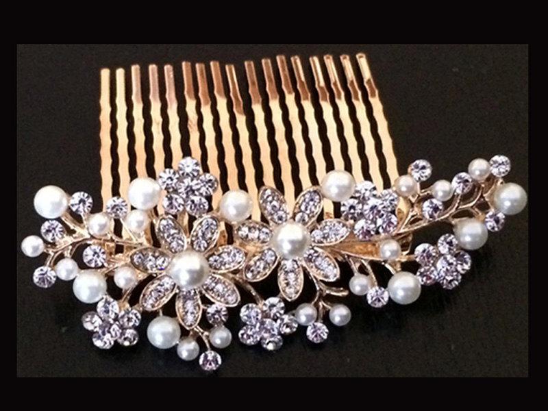 Mariage - Gold Plated Off-White Ivory Pearl & Austrian Crystal Bridal Hair Comb Wedding Hair Piece Clip Tiara Slide Fascinator Vintage - 16G