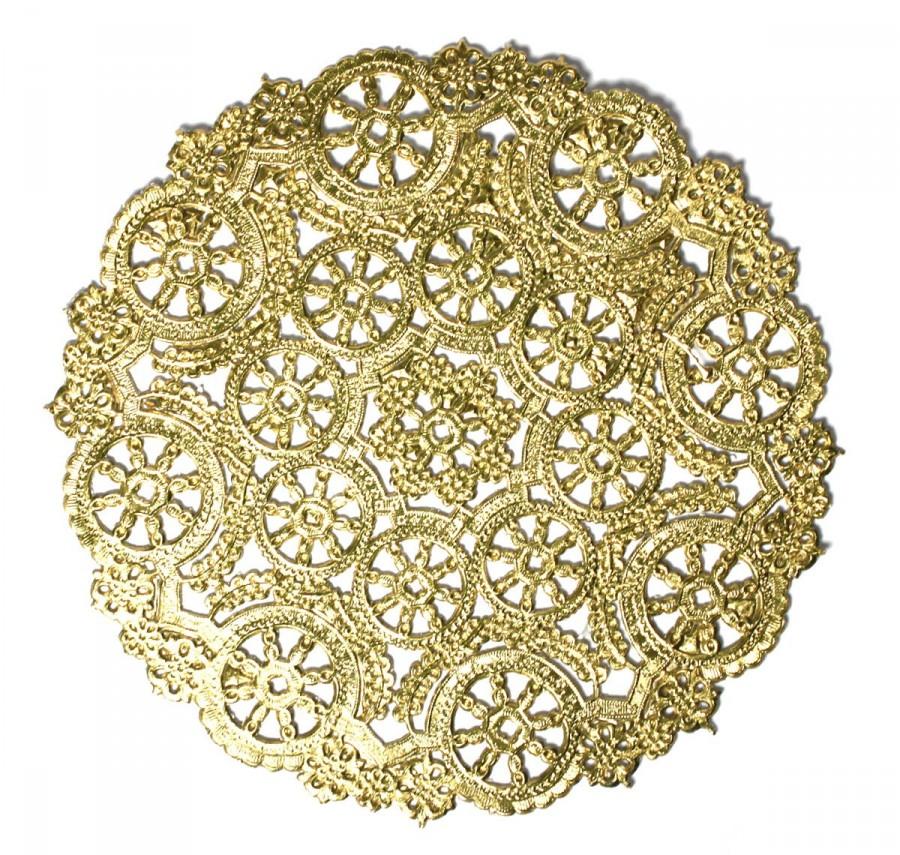 Свадьба - 25 Gold 8 inch paper doilies, gold foil paper doilies, wedding invitation liner, party decorations, paper craft supply