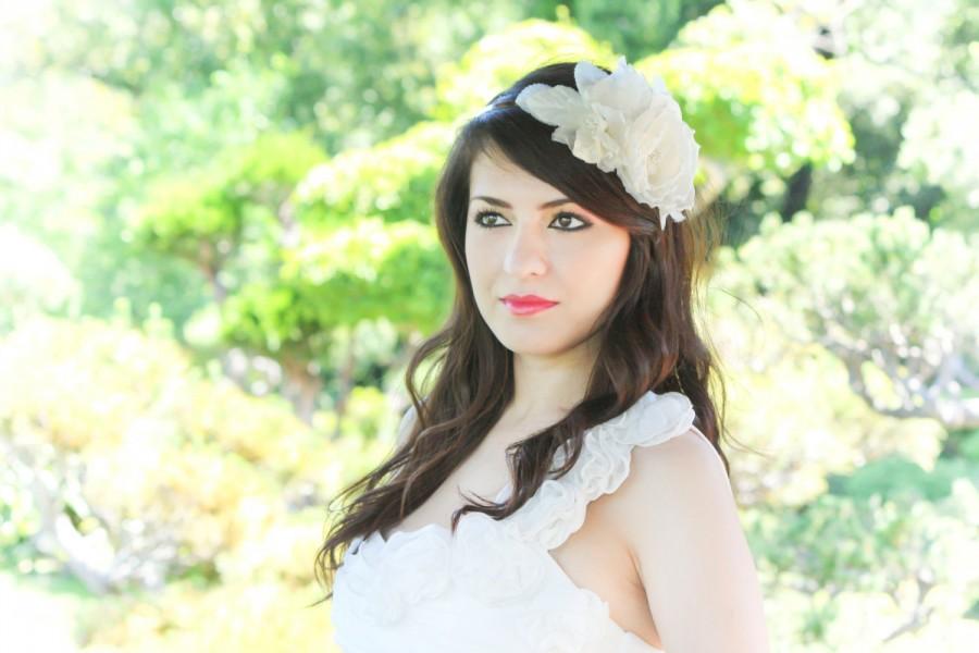 زفاف - wedding hair accessories, bridal fascinator, wedding headpiece, ivory silk flower