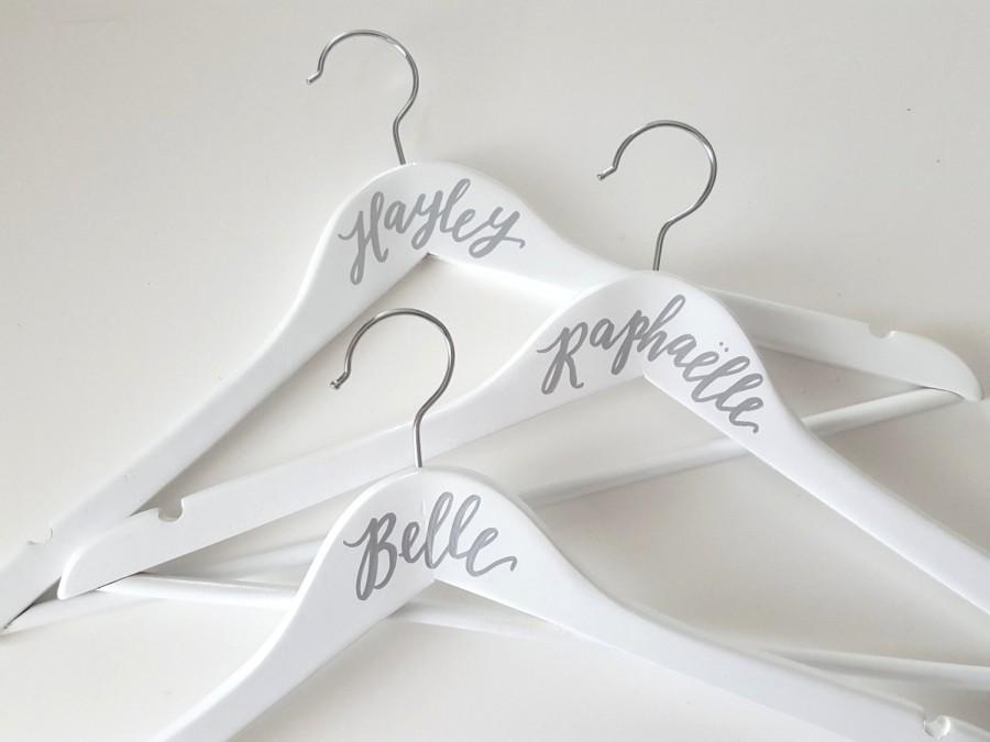 Wedding - Personalized Hand Lettered CALLIGRAPHY BRIDESMAID HANGER - One (white, name only)