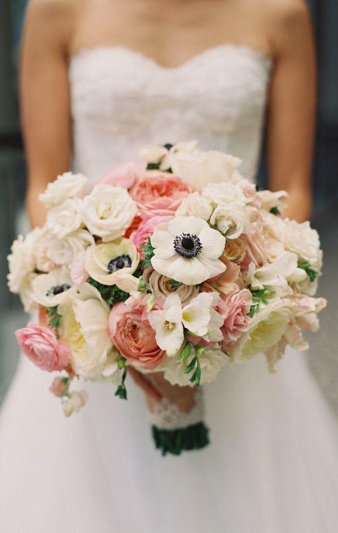Свадьба - 12 Stunning Wedding Bouquets - 25th Edition