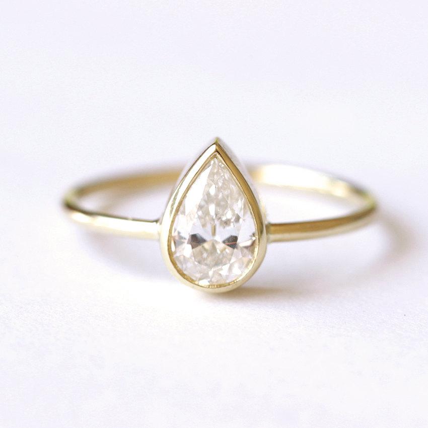 زفاف - Solitaire Pear Diamond Engagement Ring - 0.5 Carat Pear Diamond - 18k Gold