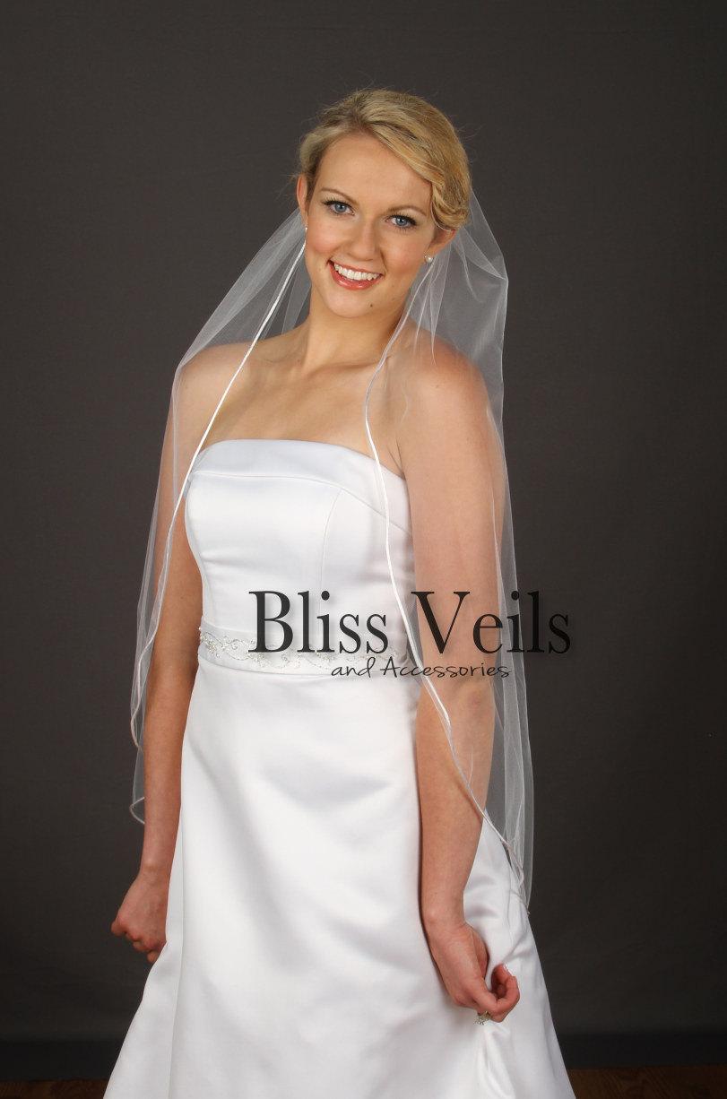 زفاف - Wedding Veil Fingertip,   Bridal Veil Ivory,  1 Tier Veil