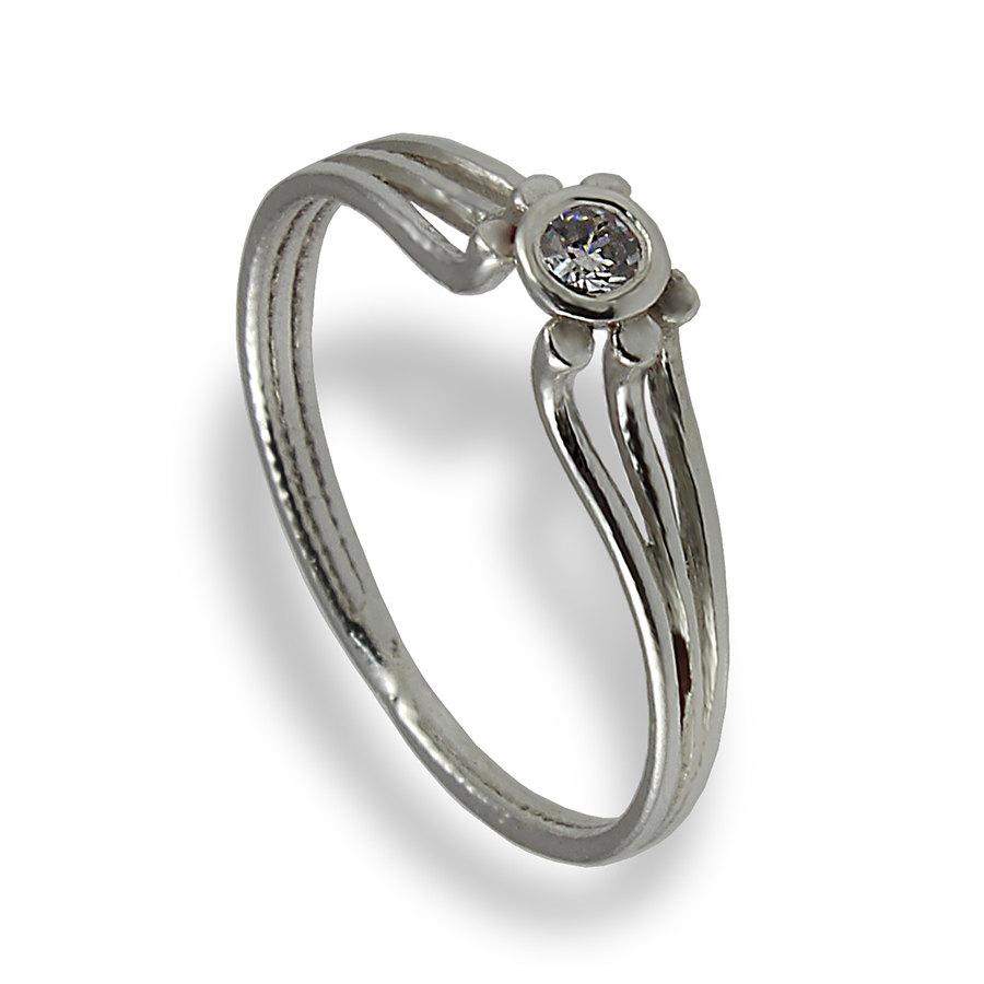 زفاف - Solitaire Engagement Ring , Diamond Engagement Ring , Solitaire Cut Ring , 14K White Gold , Unique Ring , Delicate Wedding  Ring , Celtic