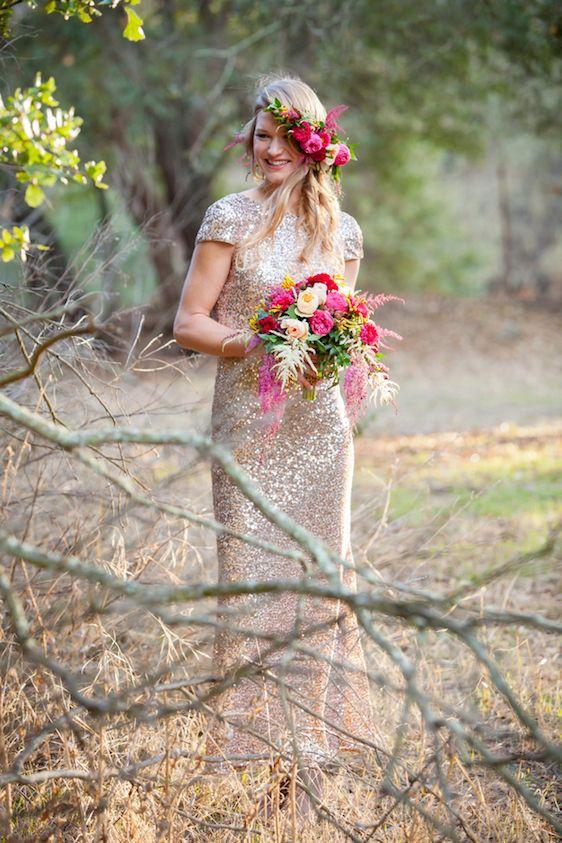 Mariage - Sparkly Bridal Shoot With Boho Flower Crown