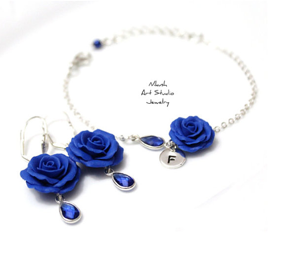 Wedding - SET - Blue Rose Personalized Initial Disc Bracelet and Earring, Blue Bridesmaid Jewelry, Rose Jewelry, Bridal Flowers, Bridesmaid Bracelet