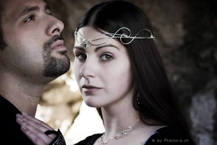 Mariage - Medieval Renaissance wedding circlet tiara Arwen crystal silver EMERALD crown