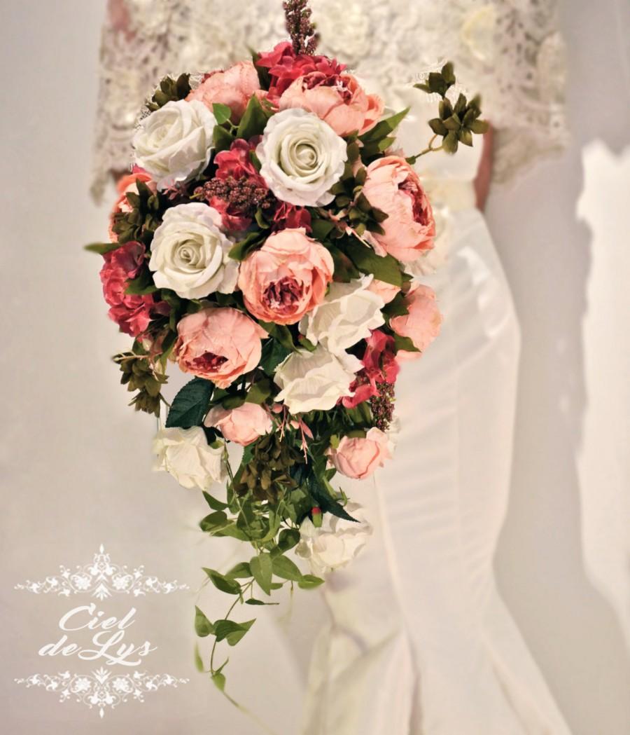 زفاف - Jacquie Cascading Wedding Bouquet by Ciel De Lys Peonies Roses Silk Flowers Cascade Wedding Flowers Bridal Bouquet