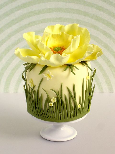 Wedding - Yellow Poppy Cake
