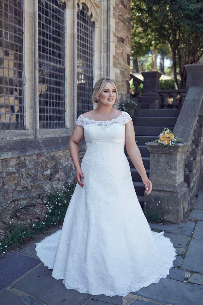 زفاف - Elegant Plus Size Wedding Dresses Cap Sleeves 2016 Sheer Vestido De Novia Scoop Sweep Train Lace Up Back Lace Bridal Ball Gowns Online with $109.8/Piece on Hjklp88's Store 