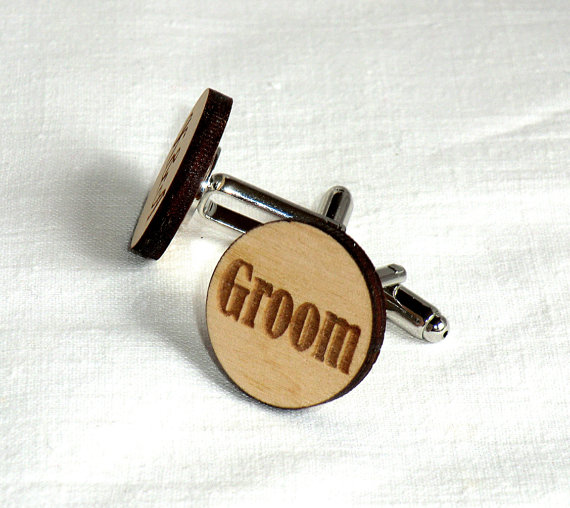 Wedding - Personalized Wooden Cufflinks Groomsmen gift Groom gift Cuff links Wedding cufflinks Wedding Gifts for men Valentines gifts for him