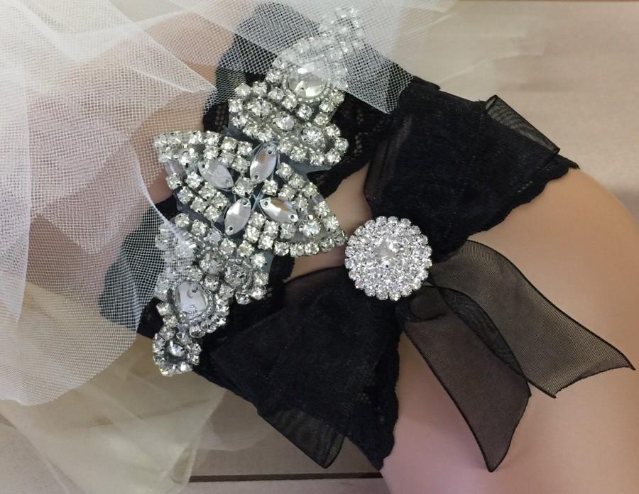 Mariage - Rhinestone wedding garter black lace
