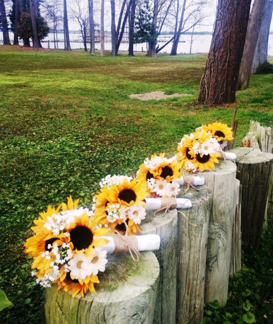 Hochzeit - 17 Piece Sunflower Wedding Bouquet Set, Daisy Sunflower Bridal Bouquet, Sunflower Twine Bouquet, Rustic Bouquet, Rustic Wedding Sunflowers