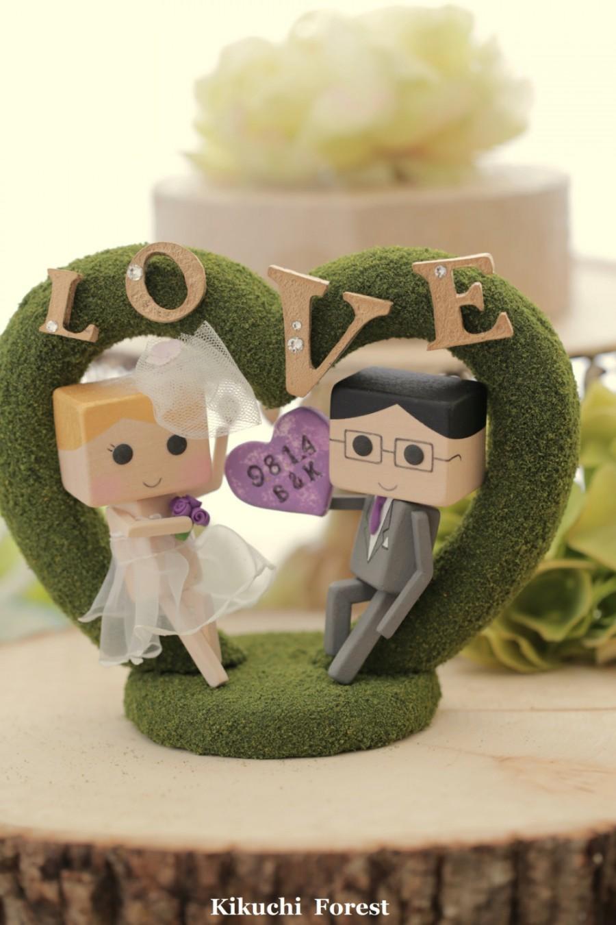 Mariage - bride and groom  wedding cake topper Handmade,Handcrafted wood  dolls