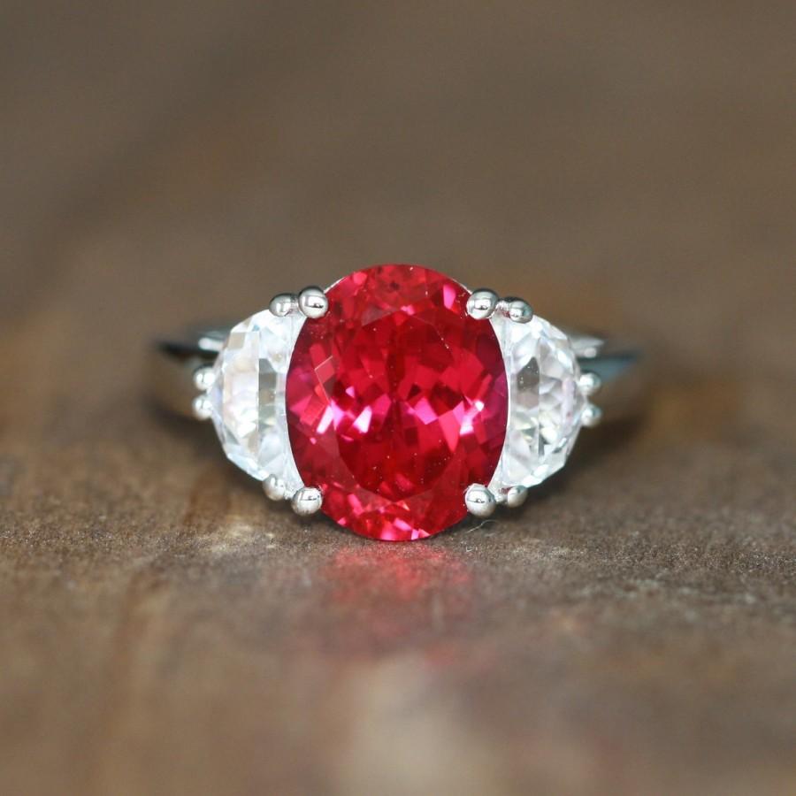 زفاف - 3 Stone Ruby Engagement Ring in 10k White Gold Half Moon White Sapphire and Ruby Ring July Birthstone Gemstone Ring, Size 7 (Resizable)