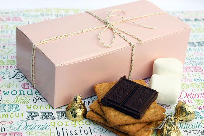 Hochzeit - 24 Party Favor Boxes, Blush Pink Candy Boxes, Cookie Boxes, Wedding Favor Boxes, Gift Boxes - Half Pound Size