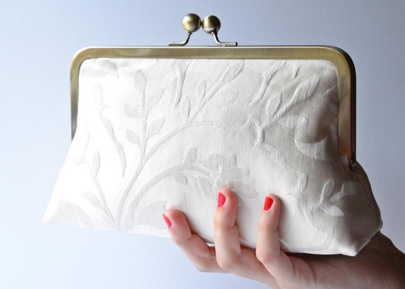 زفاف - LAST ONE - Creamy White Ivory Bloom Classic Clutch Bag : bridal accessory, wedding day, bridesmaid gift