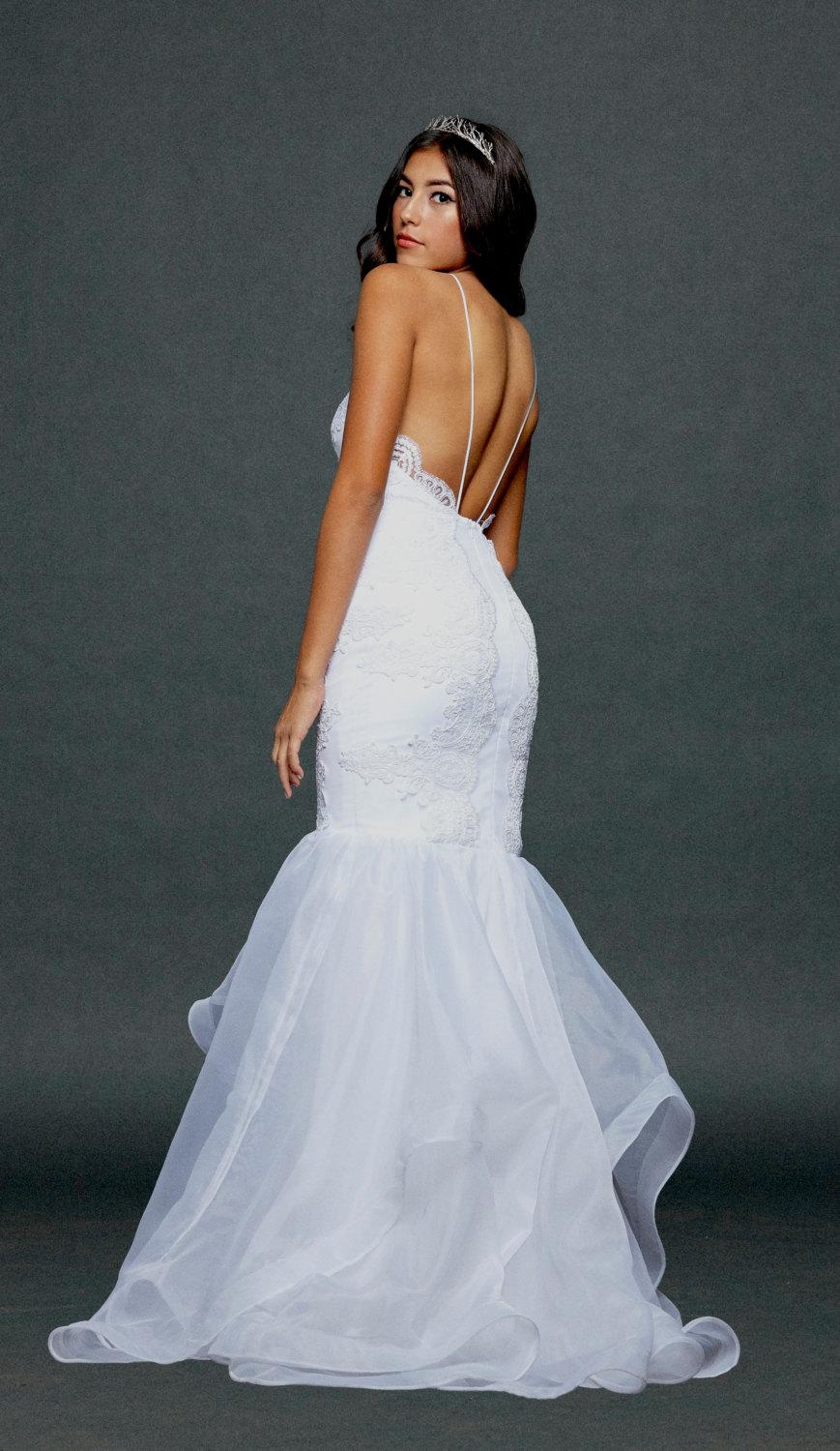 Свадьба - Low Back Trumpet Shape Wedding Dress. Lace and Chiffon Wedding Gown.