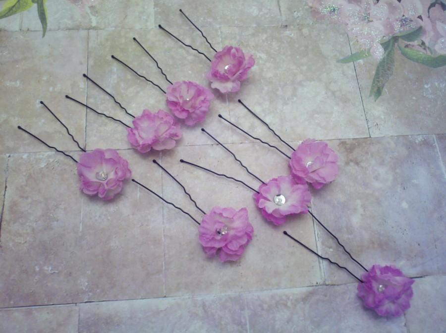 Свадьба - Bridal Head  8 Piece Set Hair Pins Handcrafted  Lavender Silk Flowers Silver Beaded Fashion Simple  Ready to Ship
