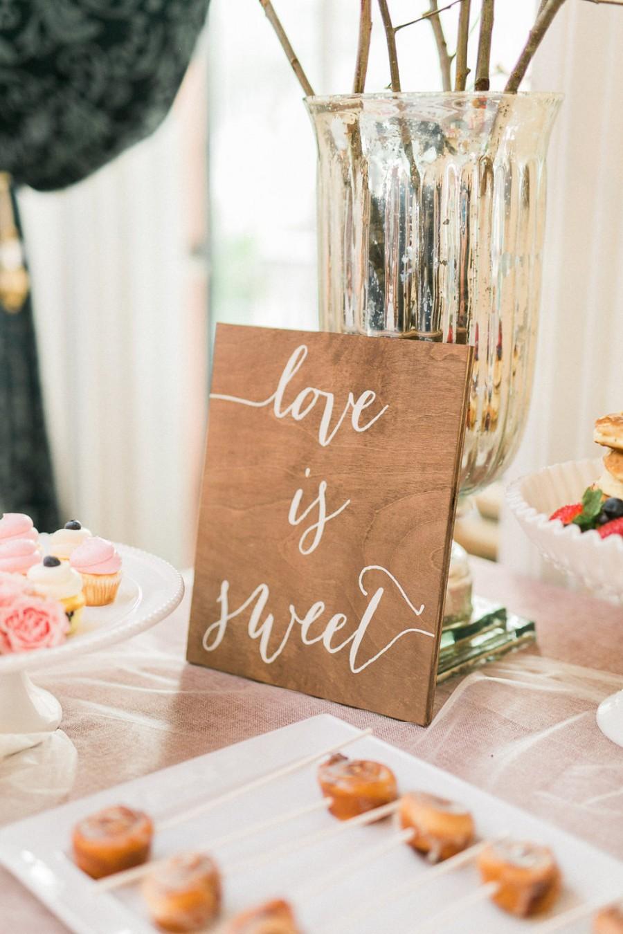 Mariage - Love is Sweet - Wooden Wedding Signs - Wood