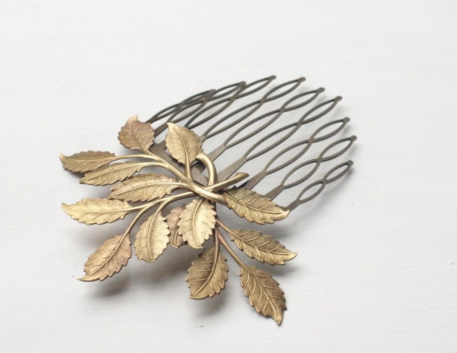 Hochzeit - Leaf hair comb bridal vintage style wedding leaves brass bronze hair accessory